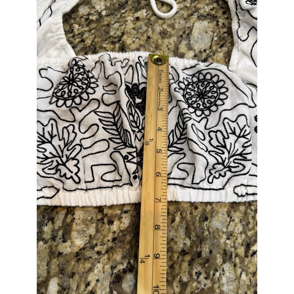 Free‎ People NWT size Medium Embroidered Lotus Top Only Cropped - Picture 12 of 16